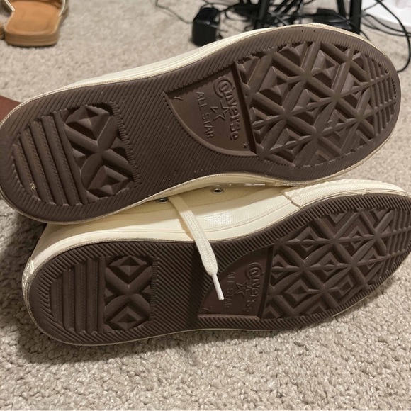 Comme des Garçons Play x Chuck
70 High 'Milk' 2015 - Picture 6 of 7